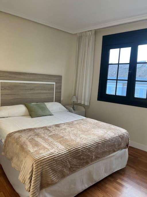 Casa Con Terraza En El Casco Villa Betanzos Luaran gambar