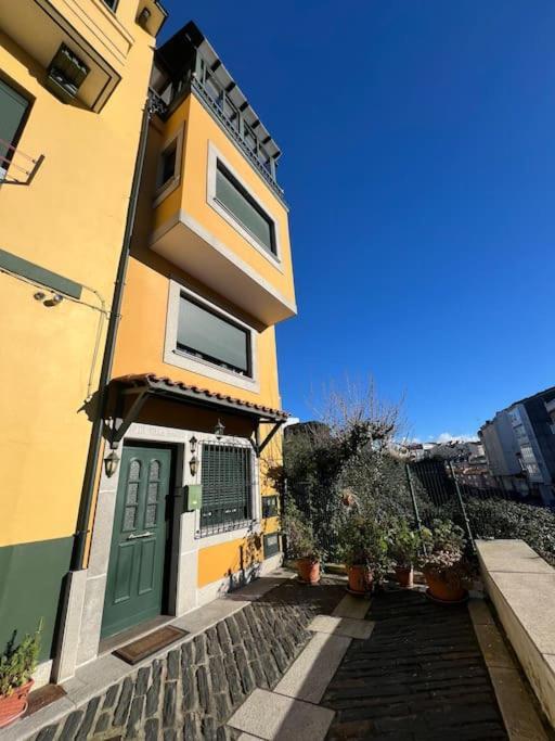 Casa Con Terraza En El Casco Villa Betanzos Luaran gambar